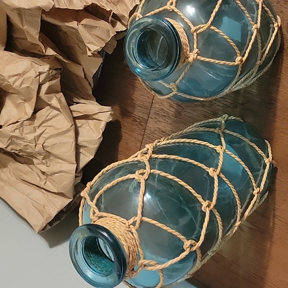 Two Accent Beach Jars - Picture 4 of 6